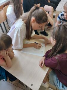 Пятнадцатый день в школьном лагере "Сыны Отечества"