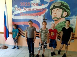 Второй день в школьном лагере «Сыны Отечества ».