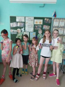 Тринадцатый день в школьном лагере "Сыны Отечества"