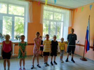 Второй день в школьном лагере «Сыны Отечества ».