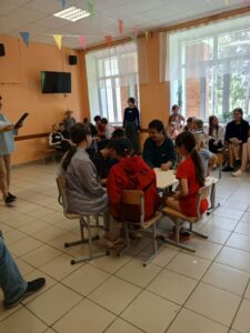 Пятнадцатый день в школьном лагере "Сыны Отечества"