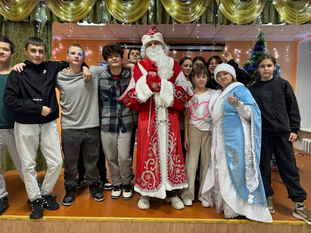 🎉 "Здравствуй, Новый год!" в Чуртанской школе! 🎄